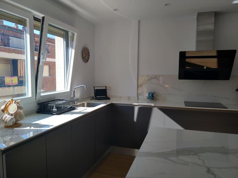 Carmelitas Home Salamanka Zewnętrze zdjęcie