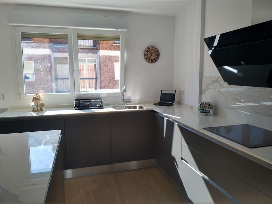 Carmelitas Home Salamanka Zewnętrze zdjęcie