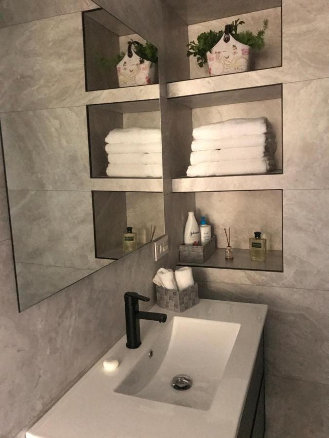 Carmelitas Home Salamanka Zewnętrze zdjęcie